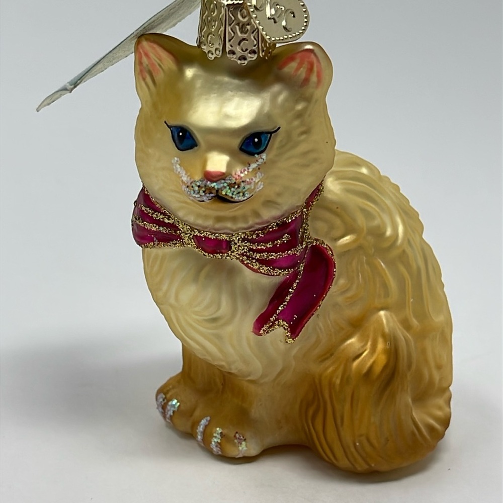 OLD WORLD CHRISTMAS: Himalayan Kitty Cat Glass Ornament